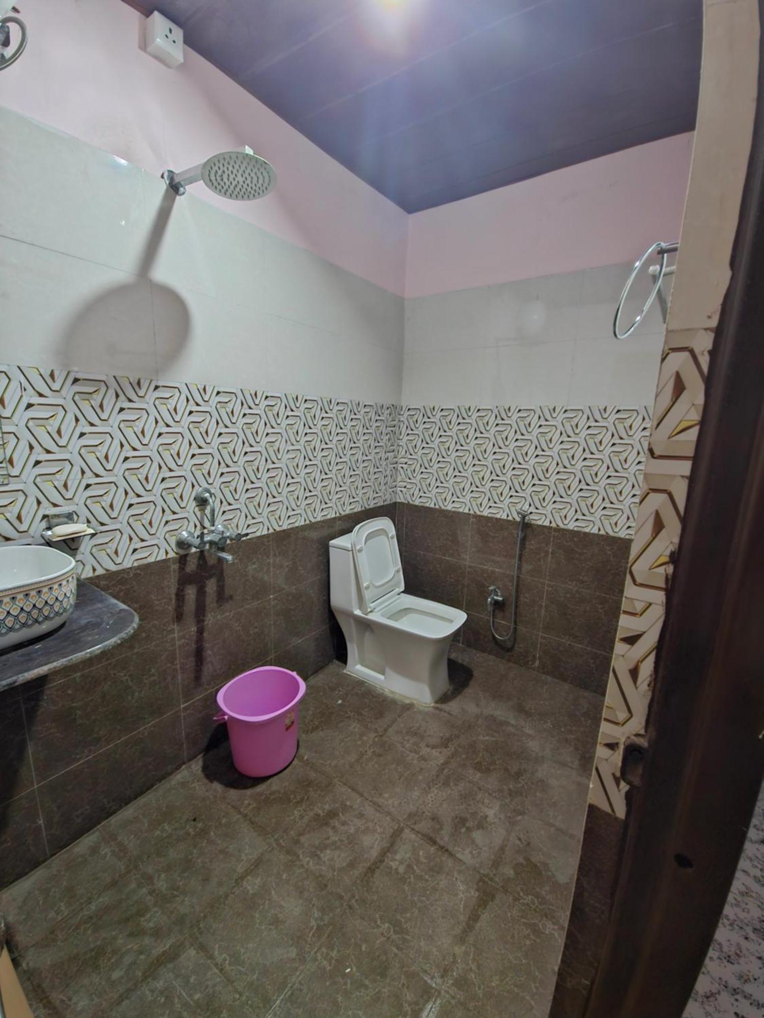 Hotel Kalika P Guest House Varanasi Ngoại thất bức ảnh